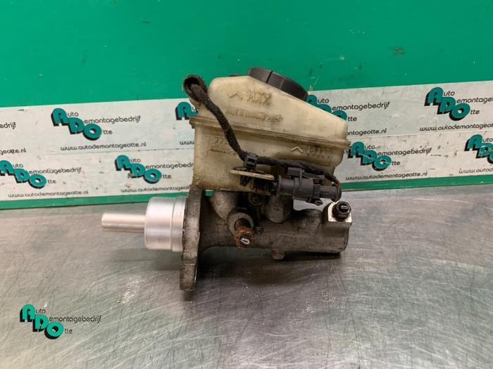 Hoofdremcilinder van een Opel Astra (Astra H 04-), Gebruikt, -, -, Opel