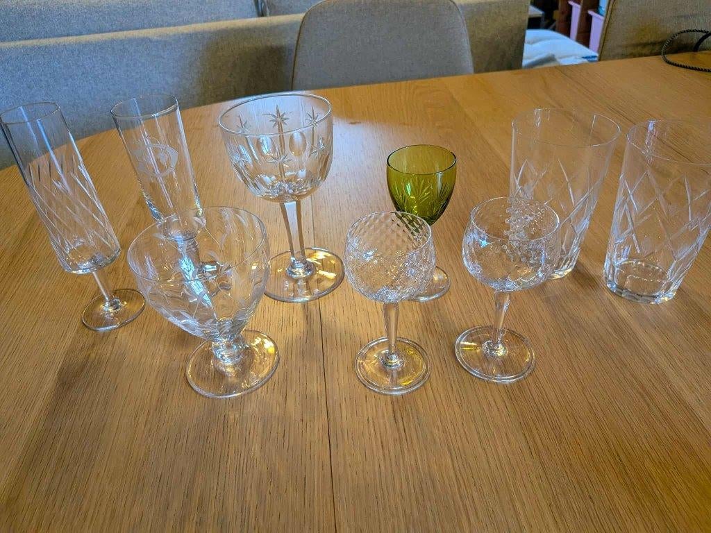 Lot de 9 verres en cristal fin, Antiquités & Art, Enlèvement