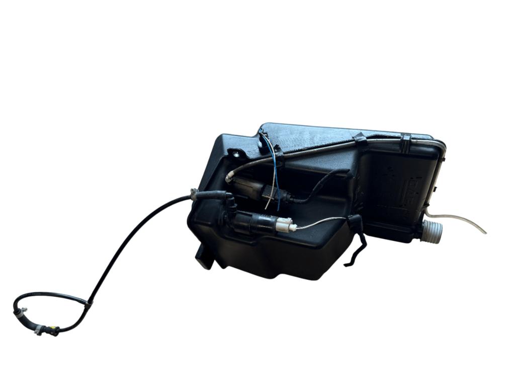 DAF XD XF XG WINDSCREEN WASHER RESERVOIR USED  2327834U, Ruiten en Accessoires, Gebruikt, -, -