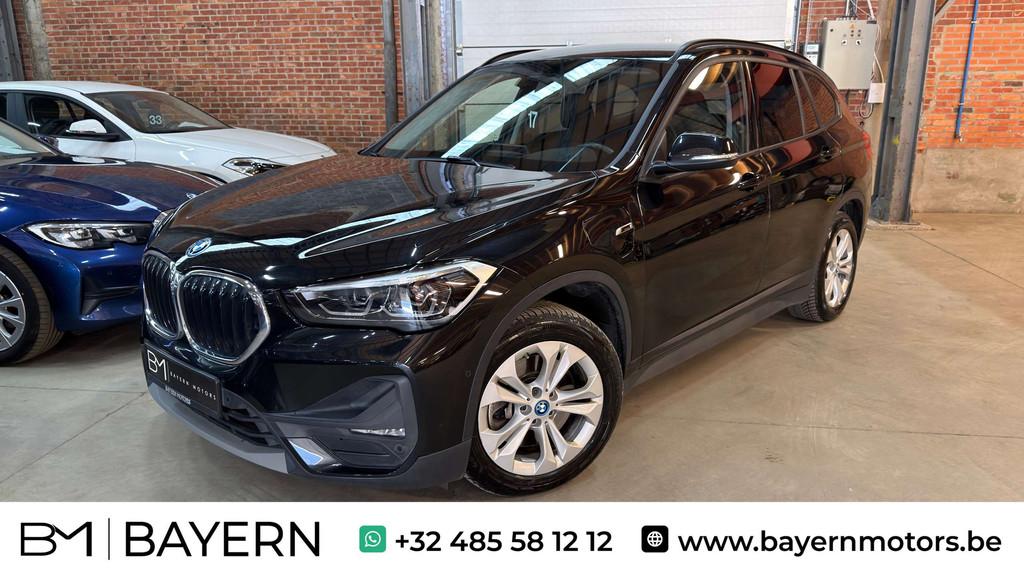 BMW X1 1.5iA xDrive25e Navi LED Plug in Hybride Garantie, Auto's, BMW, Stof, Gebruikt, Zwart, 5 zetels