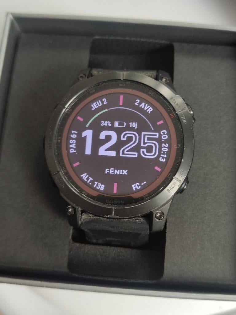 Garmin fenix 7 Sapphire solar titanium, Handtassen en Accessoires, Sporthorloges, Ophalen, GARMIN, Gebruikt, Zwart