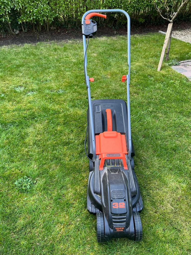 Black & Decker grasmaaier BEMW351-QS 1000W, Jardin & Terrasse, Tondeuses à gazon, Tondeuse rotative, Comme neuf, 30 à 39 cm, Enlèvement