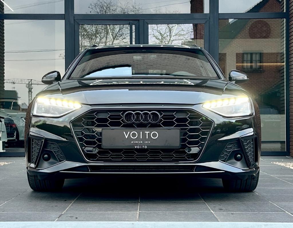Audi A4 Avant 35TFSI S-LINE Competition/CAMERA/NAVI/VIRTUAL, Auto's, Audi, 1984 cc, A4, Zwart, 146 g/km