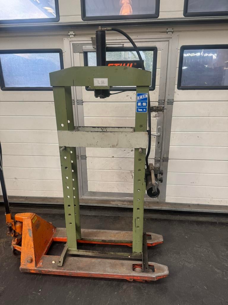 Werkplaatspers 15Ton, Zakelijke goederen, Machines en Bouw | Metaalbewerking, Ophalen
