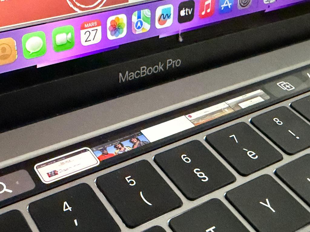 Apple MacBook Pro 13" (comme neuf), Informatique & Logiciels, MacBook Pro, 256 GB, Comme neuf, Enlèvement