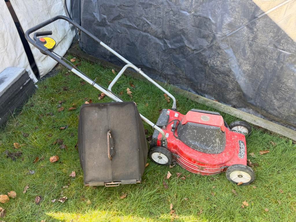 Grasmachine elektrisch, Tuin en Terras, Grasmaaiers, Ophalen, Gebruikt, Elektrische grasmaaier, Opvangzak