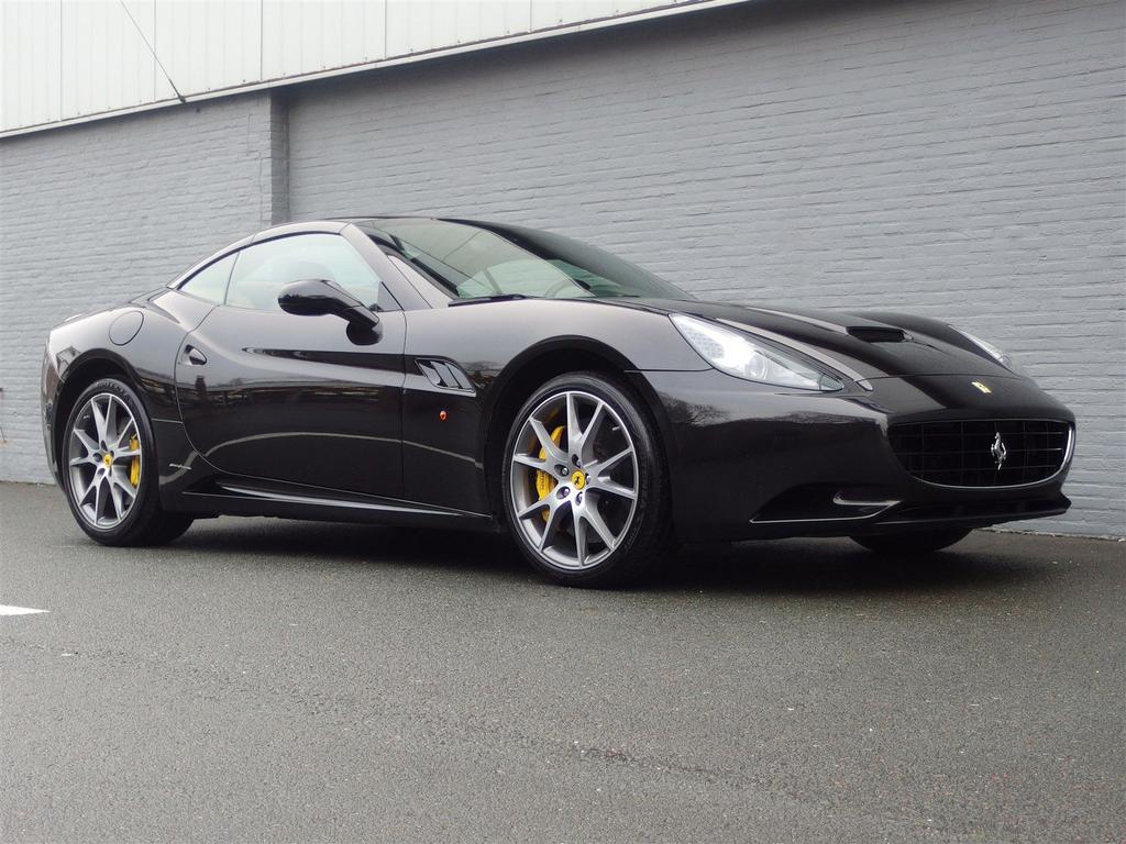 Ferrari California  2010 Zeer Mooi / Europees / BTW AUTO, Auto's, Automaat, Beige, Zwart, Bedrijf