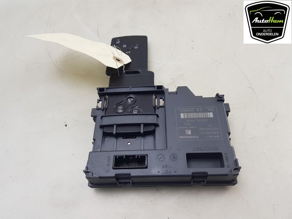 MODULE DE LECTEUR DE CARTES HFM (NEIMAN) Clio IV (5R), Autos : Pièces & Accessoires, Dhr. J. Ham, Renault, Administratie@autoham.nl