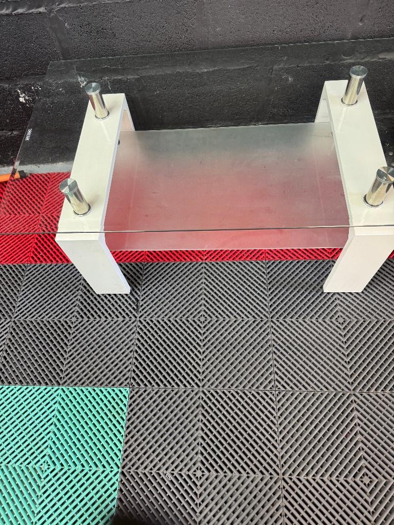 superbe table basse, Enlèvement, Verre