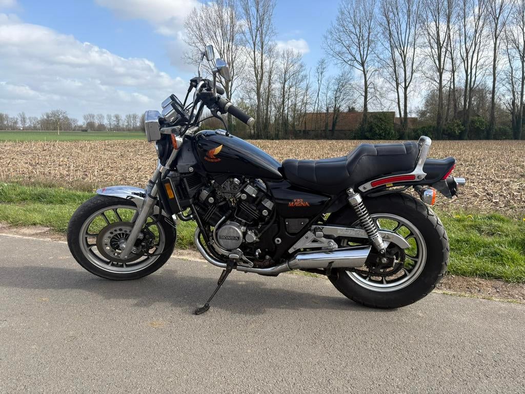 Honda magna vf500, Motoren, Motoren | Yamaha, Particulier, 4 cilinders