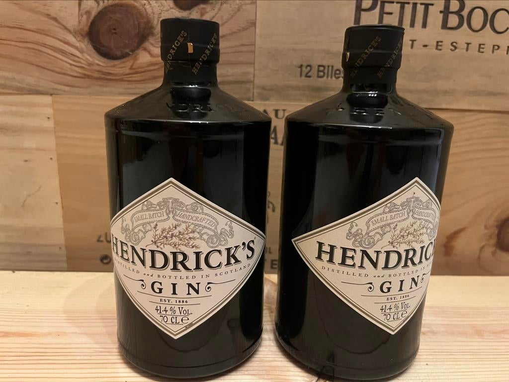 2 flessen Gin Hendrick's in 70 cl, Ophalen, Zo goed als nieuw