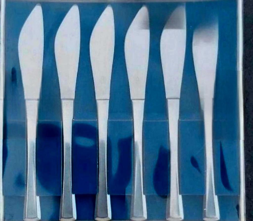 COFFRET DE 12 COUTEAUX NEUF, Neuf, Résiste au lave-vaisselle, Enlèvement ou Envoi, Ensemble de couverts