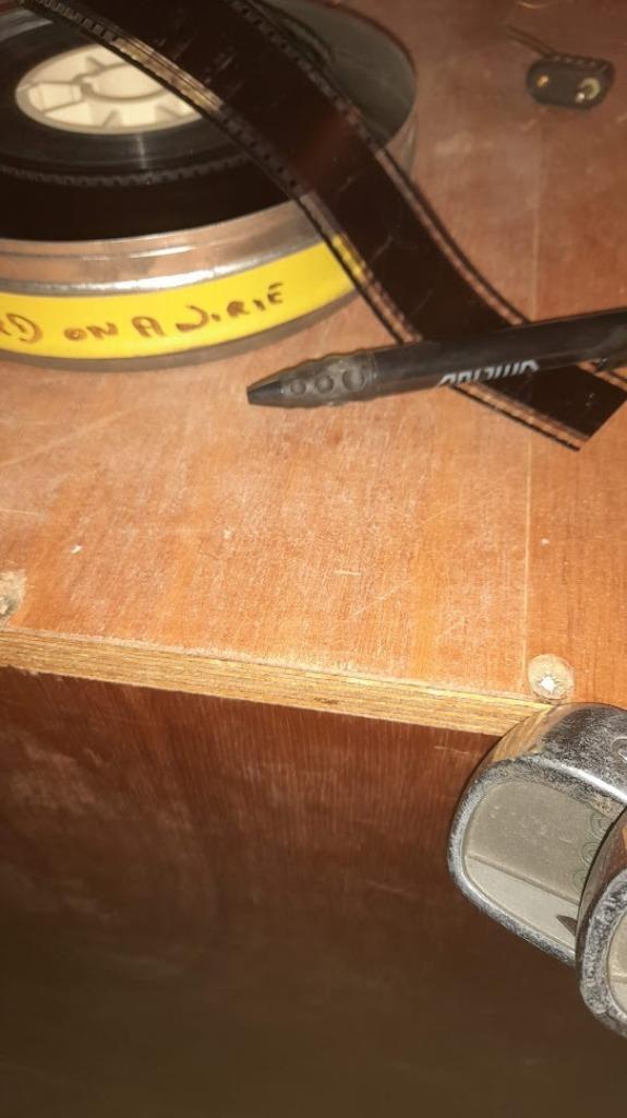 filmblik met film 35 mm, Ophalen