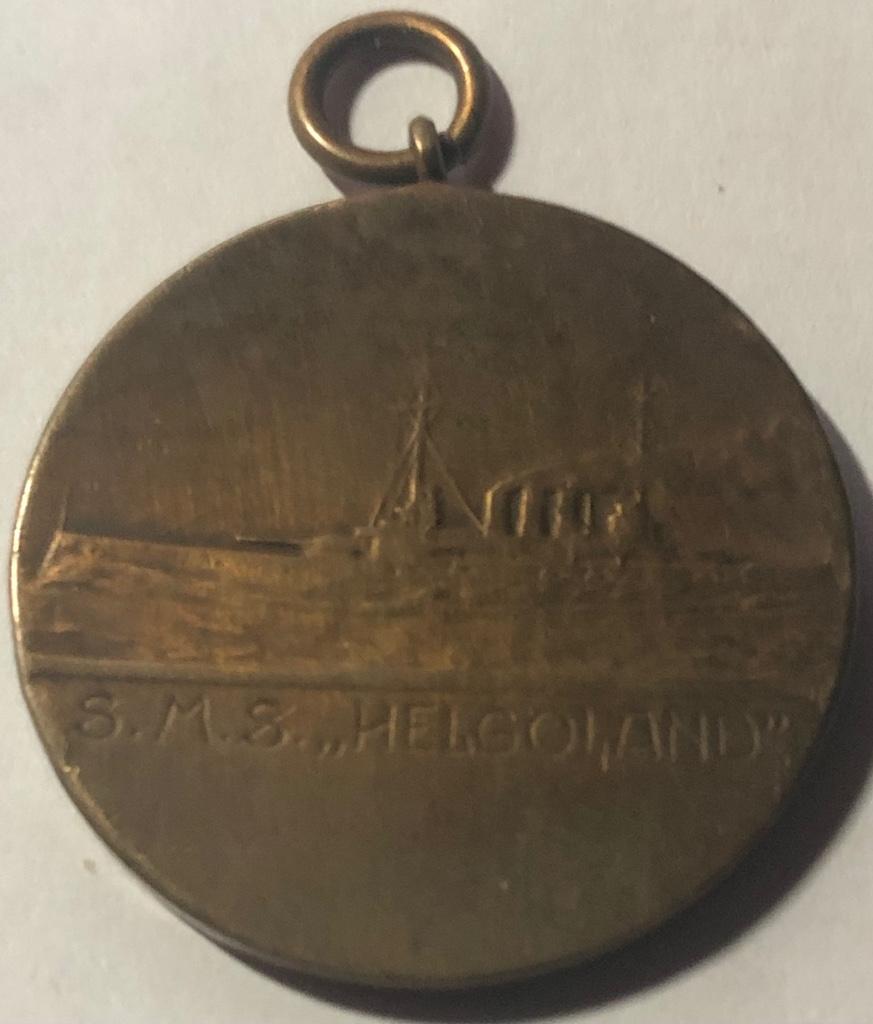 Duitse medaille SMS Helgoland WO1, Verzamelen, Verzenden, Marine, Lintje, Medaille of Wings