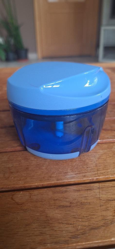 Tupperware Mini Quick Chef uien- en groentehakker., Ophalen of Verzenden, Nieuw, Blauw