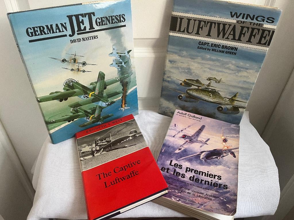 petit lot Luftwaffe WW2, Collections, Objets militaires | Seconde Guerre mondiale, Enlèvement ou Envoi, Armée de l'air, Livre ou Revue