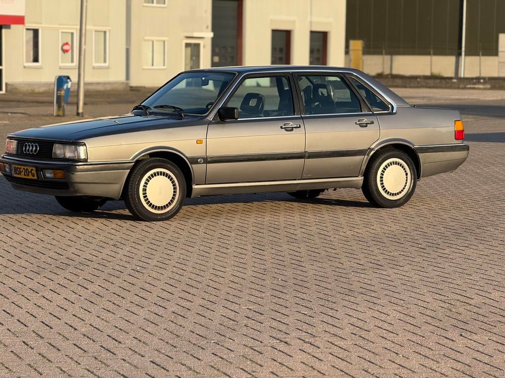 Audi 90 - 1.6 Turbo diesel - 1986 - B2, Auto's, Oldtimers, Voorwielaandrijving, 4 deurs, Elektrische ramen, 1600 cc