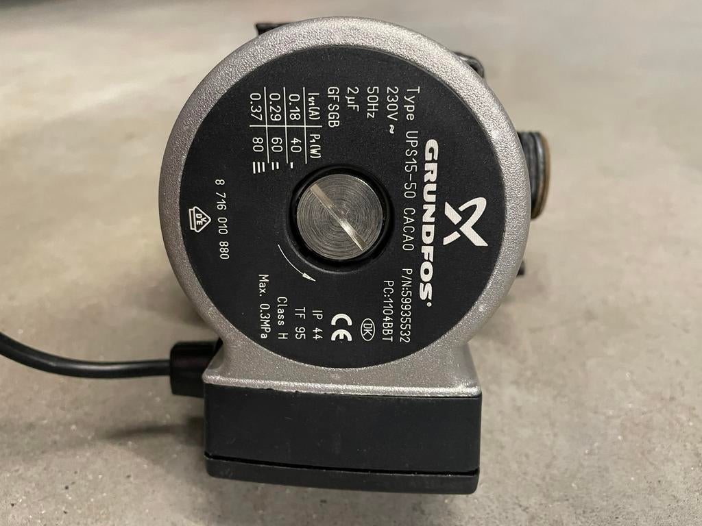 Verwarming waterpomp Grundfos, Ophalen