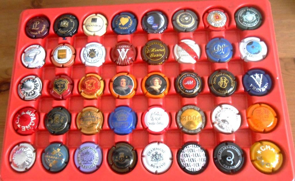 lot 04 - 40 champagne capsules - 6 euro, Ophalen of Verzenden