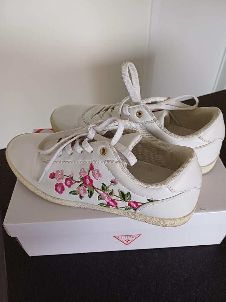 Sneakers Guess, Ophalen of Verzenden, Gedragen, Sneakers