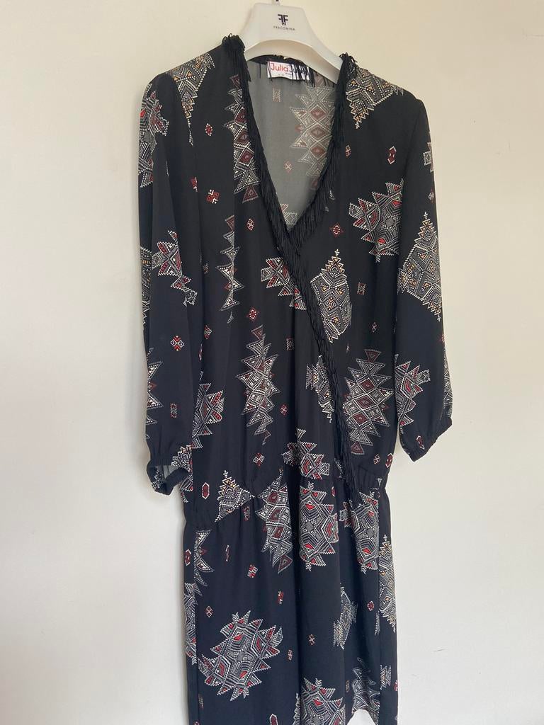 Jurk Julia june 38, Kleding | Dames, Jurken, Ophalen of Verzenden, Zo goed als nieuw, Maat 38/40 (M), Zwart