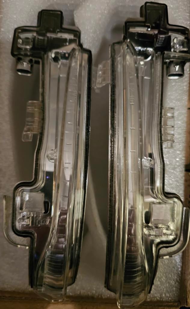 Clignotant volvo v40 2016 D2 R Design, Autos : Pièces & Accessoires, Enlèvement, Volvo