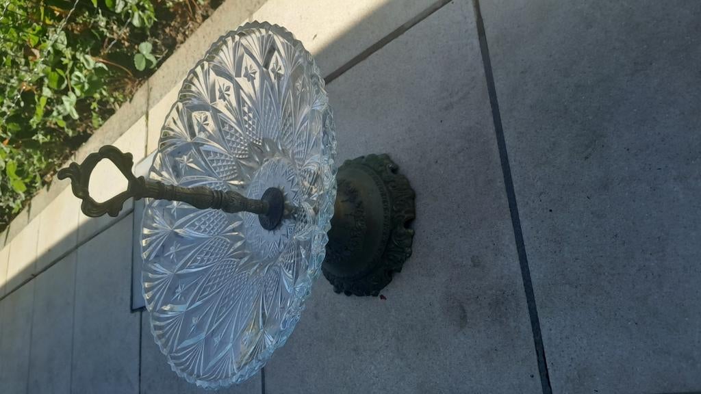 Oude vintage fruitschaal, Ophalen