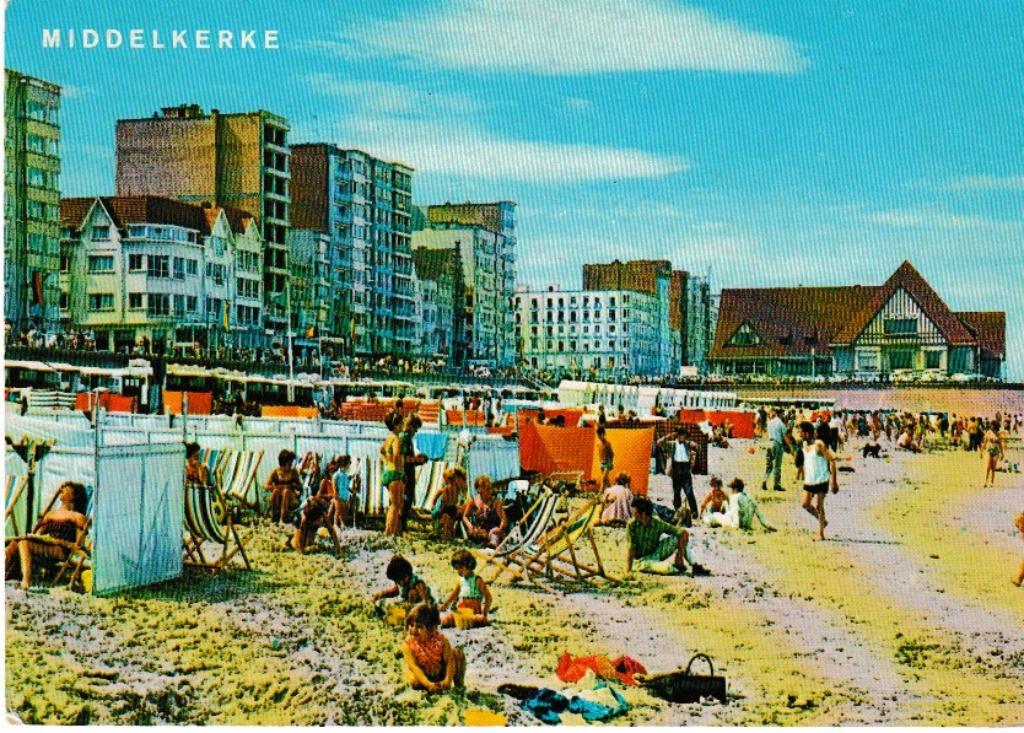MIDDELKERKE CASINO  STRAND EN ZEEDIJK  1974, Ophalen of Verzenden, 1960 tot 1980, Gelopen, West-Vlaanderen