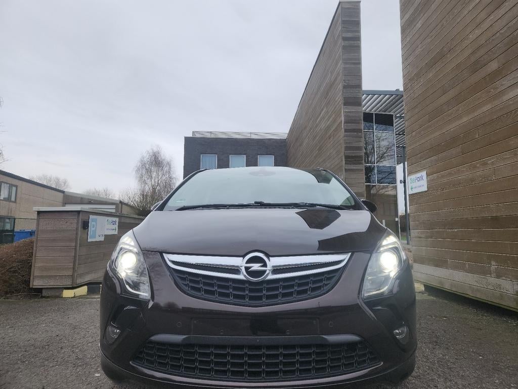 Opel zafira OPC/ full option/ 1 propriétaire/ carnet, Auto's, Leder, Bedrijf, Panoramadak, Onderhoudsboekje