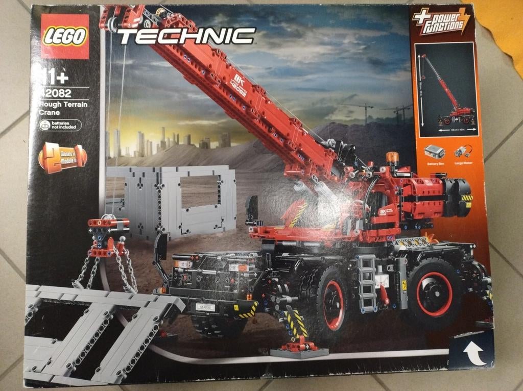 Lego Technic kraan 42082 te koop. PERFECTE STAAT !!, Kinderen en Baby's, Speelgoed | Duplo en Lego, Ophalen, Zo goed als nieuw