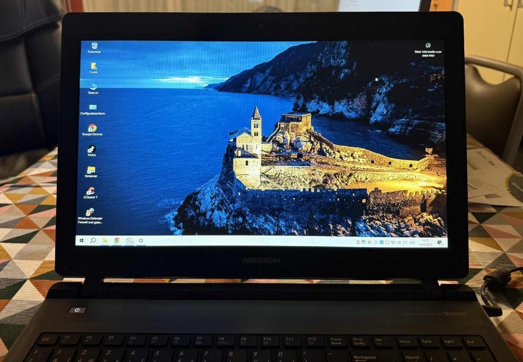 medion akaya I5, Computers en Software, Windows Laptops, Gebruikt, 16 inch, SSD, 2 tot 3 Ghz, 8 GB, Azerty, Ophalen of Verzenden