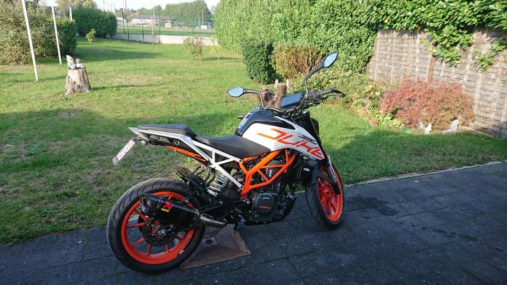 Ktm duke 390 A2