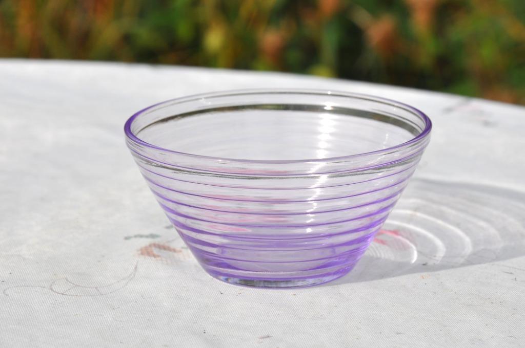 ravier en verre mauve ligne horizontales, Maison & Meubles, Enlèvement ou Envoi, Comme neuf, Verre, Récipient(s)