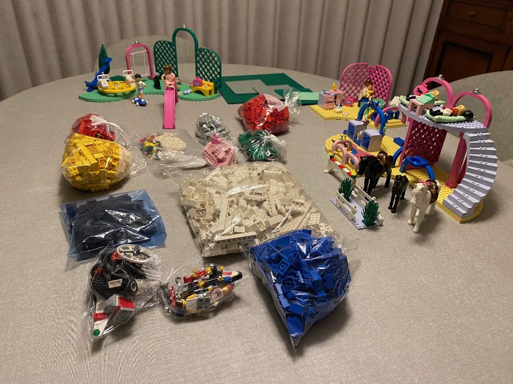 Lego sets en honderden blokjes, Ophalen, Zo goed als nieuw, Complete set, Lego