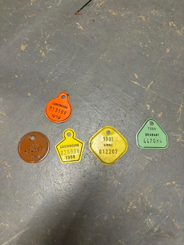 Plaques vélo, Ophalen