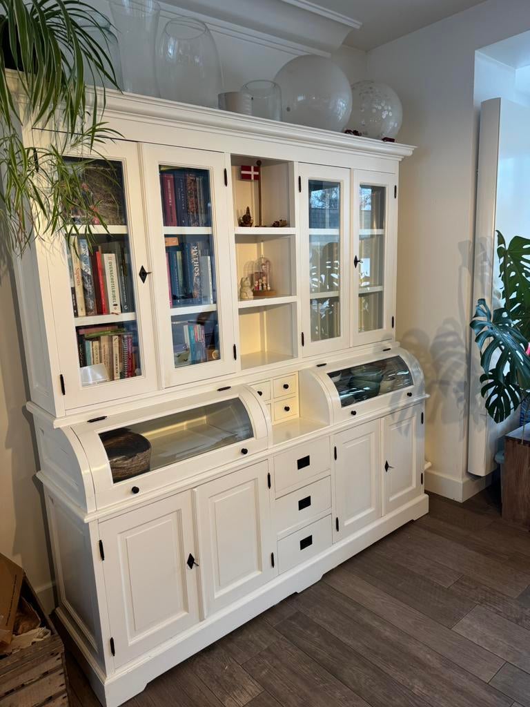 Prachtige witte buffetkast, Ophalen, Zo goed als nieuw