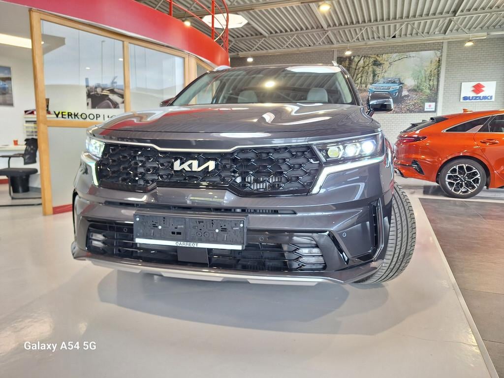 Kia Sorento SORENTO PACE PHEV 4WD 7 SEATS (bj 2024), Auto's, Kia, Automaat, Euro 6, 7 zetels, Leder