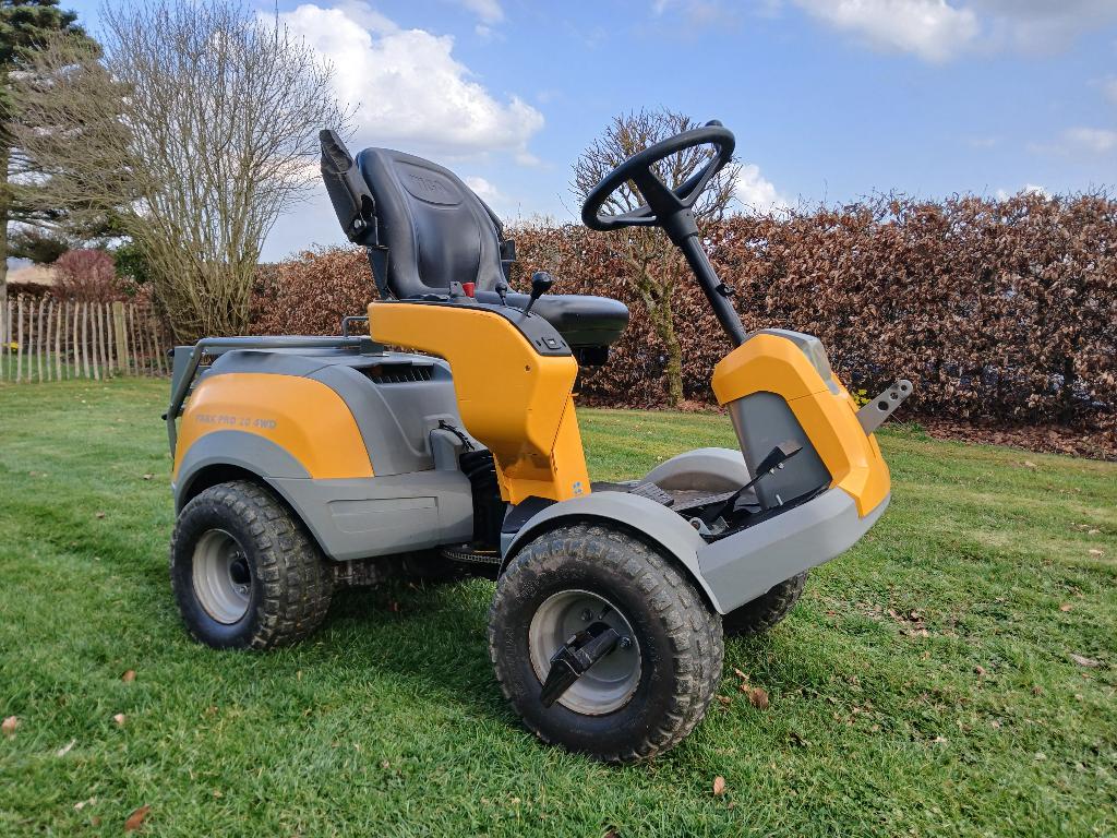 Stiga Park Pro 20 4wd, Articles professionnels, Machines & Construction | Jardin, Parc & Sylviculture, Enlèvement