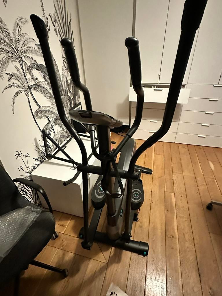 Vélo elliptique eshape 09, Enlèvement, Comme neuf, Vélo elliptique