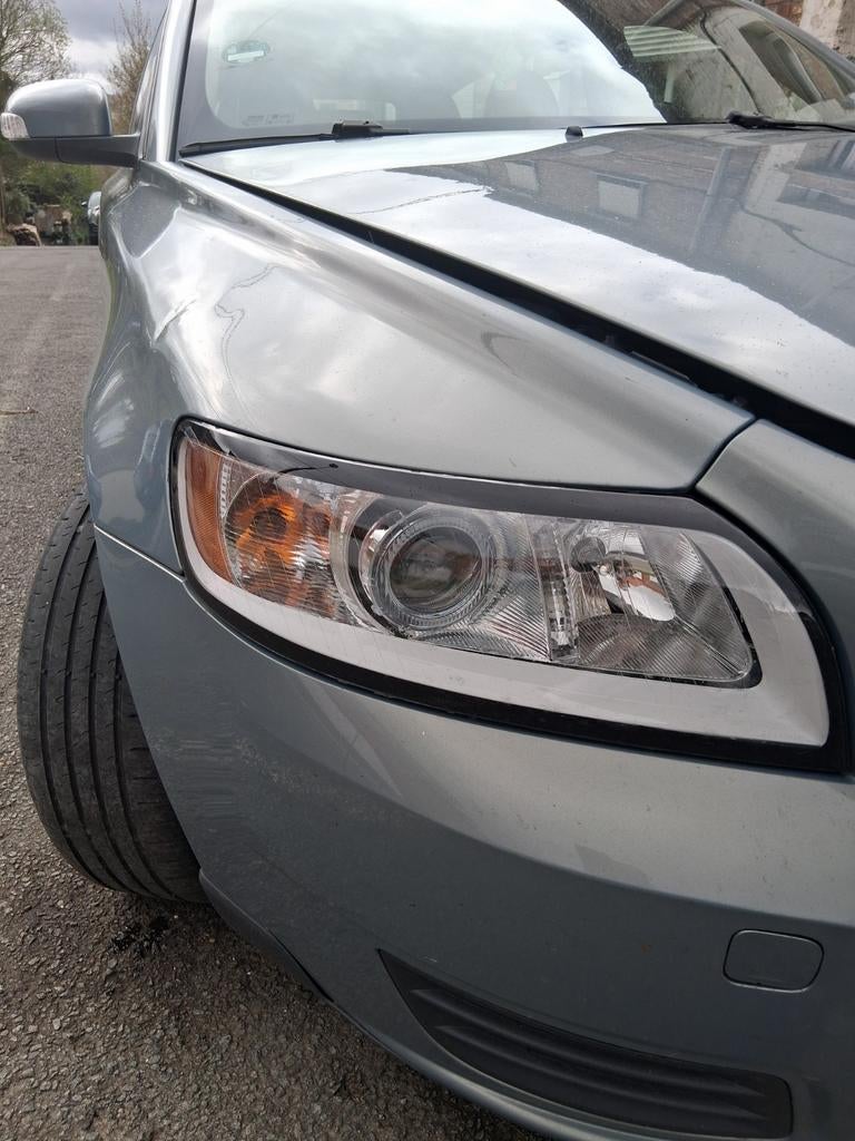 Phare volvo v50 (prix pour1 pièces), Volvo