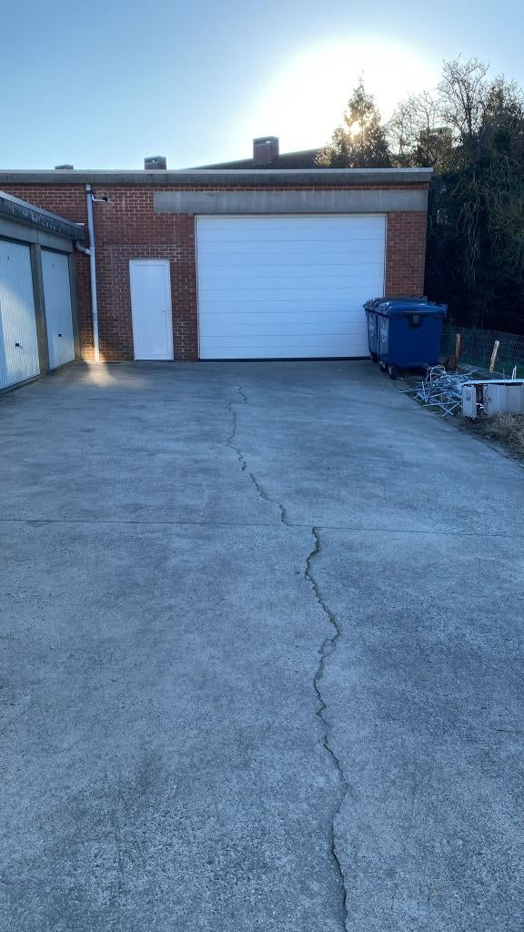 !!!!! OPTION  !!!!!!!! Garage à vendre à Seraing, Province de Liège
