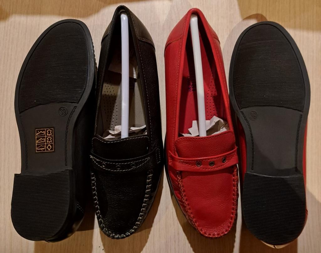 Chaussures neuves femme pointure 39., Enlèvement