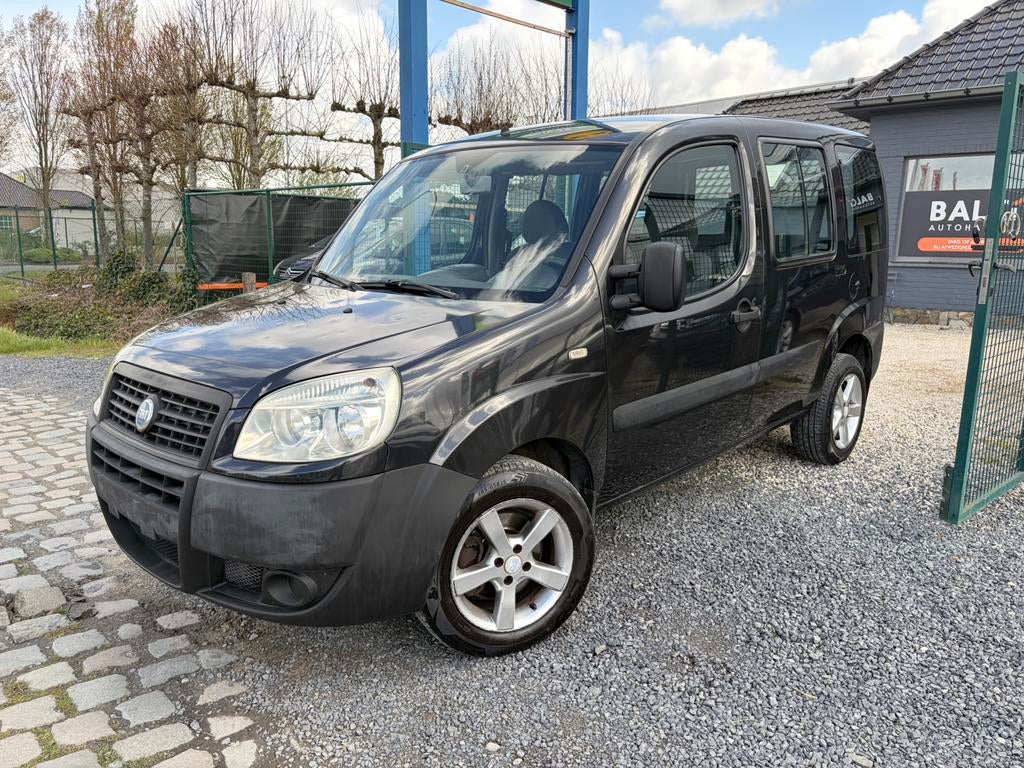 FIAT Doblo – 5 zitplaatsen – Ideaal voor werk én gezin!, Autos, 1305 kg, Achat, 174 g/km, 4 portes
