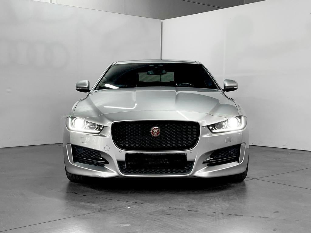 Jaguar XE 2.0 R - Sport 180pk Aut. (Eu6.2) black pack, Autos, Jaguar, Particulier, XE, Caméra de recul, Diesel, Euro 6, 5 portes