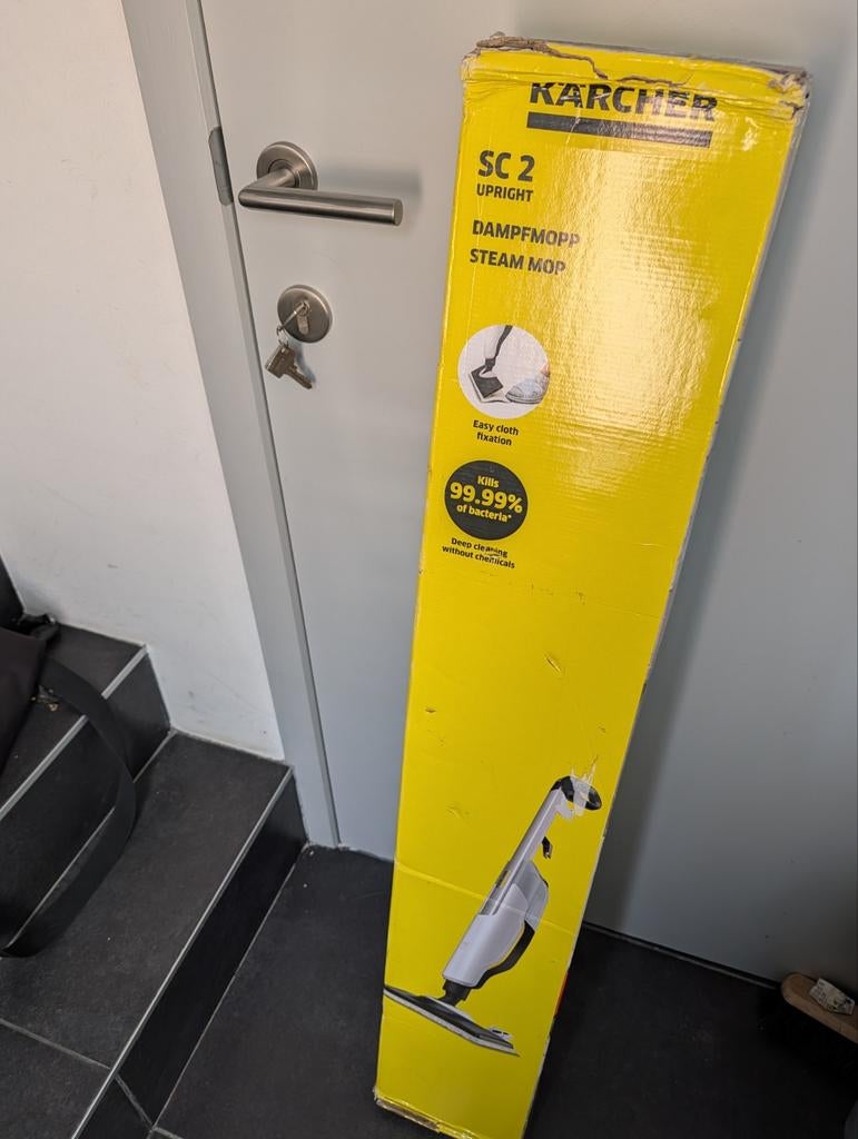 Nieuwe dweil van Kärcher, Enlèvement, Mop ou Serpillière