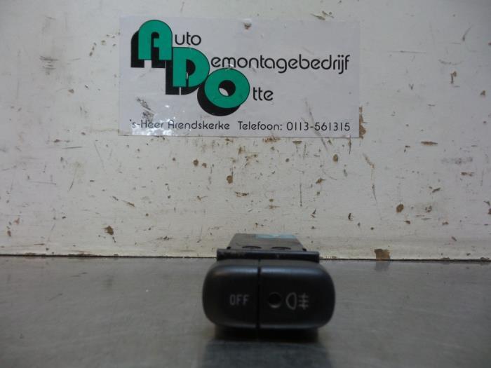 Commutateur feu antibrouillard d'un Suzuki Alto (Alto 02-), -, Utilisé, -, Suzuki