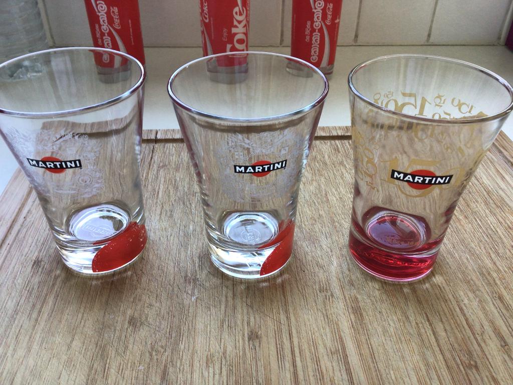 Glazen Martini en CocaCola, Ophalen