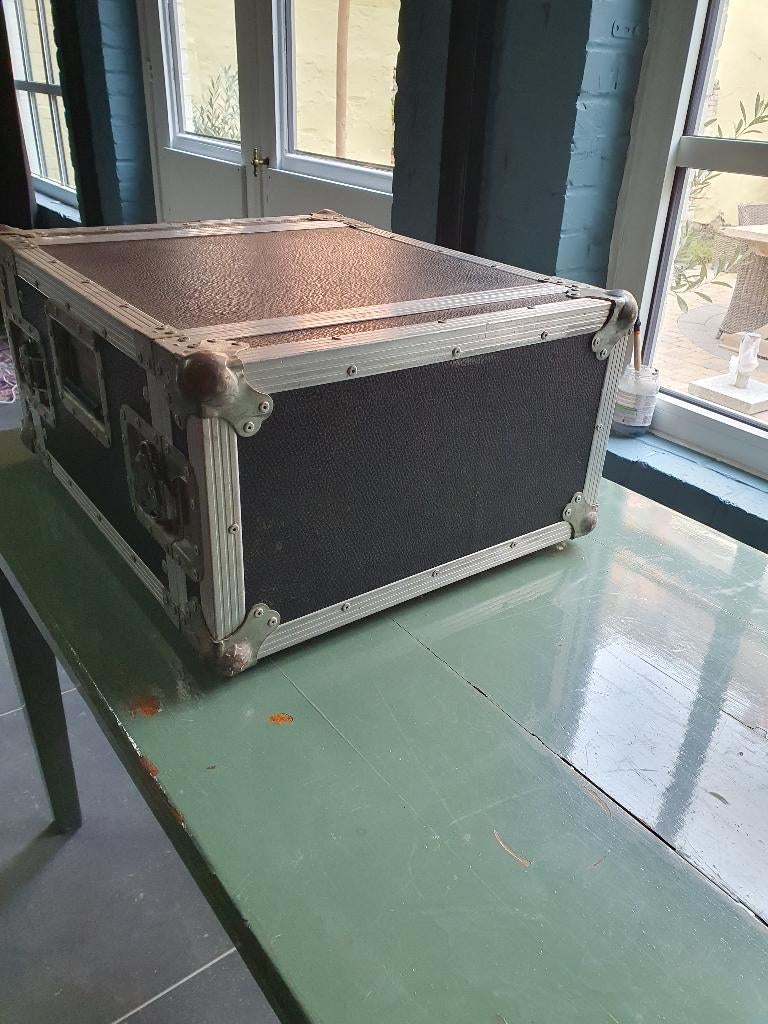 Flightcase 6 units hoog te koop, Muziek en Instrumenten, Behuizingen en Koffers, Ophalen, Gebruikt, Flightcase