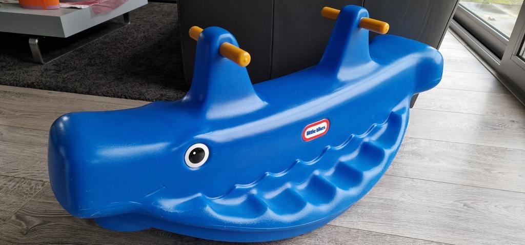 Walvis wip Little Tikes, Ophalen