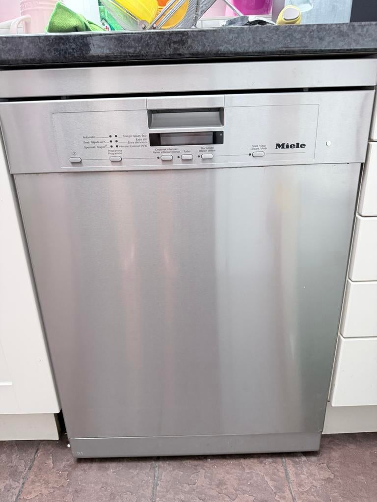 Miele G5600 SC, Electroménager, Moins de 10 litres, Enlèvement, Ne fonctionne pas, 45 à 60 cm